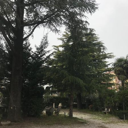 B&B " Guzzi - Inn " Mandello del Lario Dış mekan fotoğraf