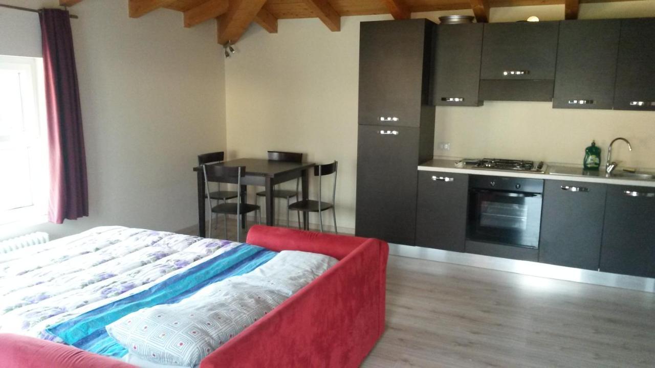 B&B " Guzzi - Inn " Mandello del Lario Dış mekan fotoğraf