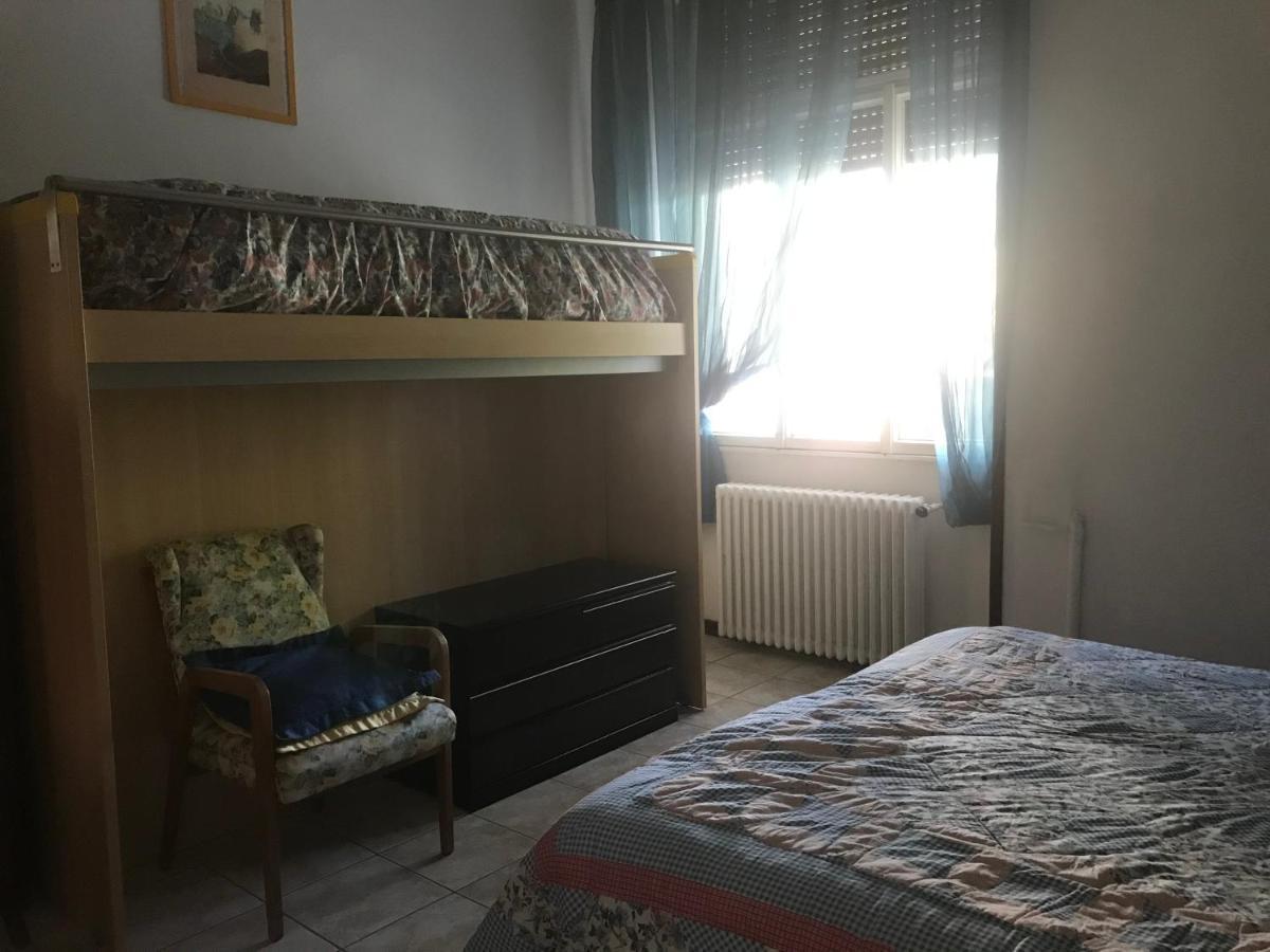 B&B " Guzzi - Inn " Mandello del Lario Dış mekan fotoğraf